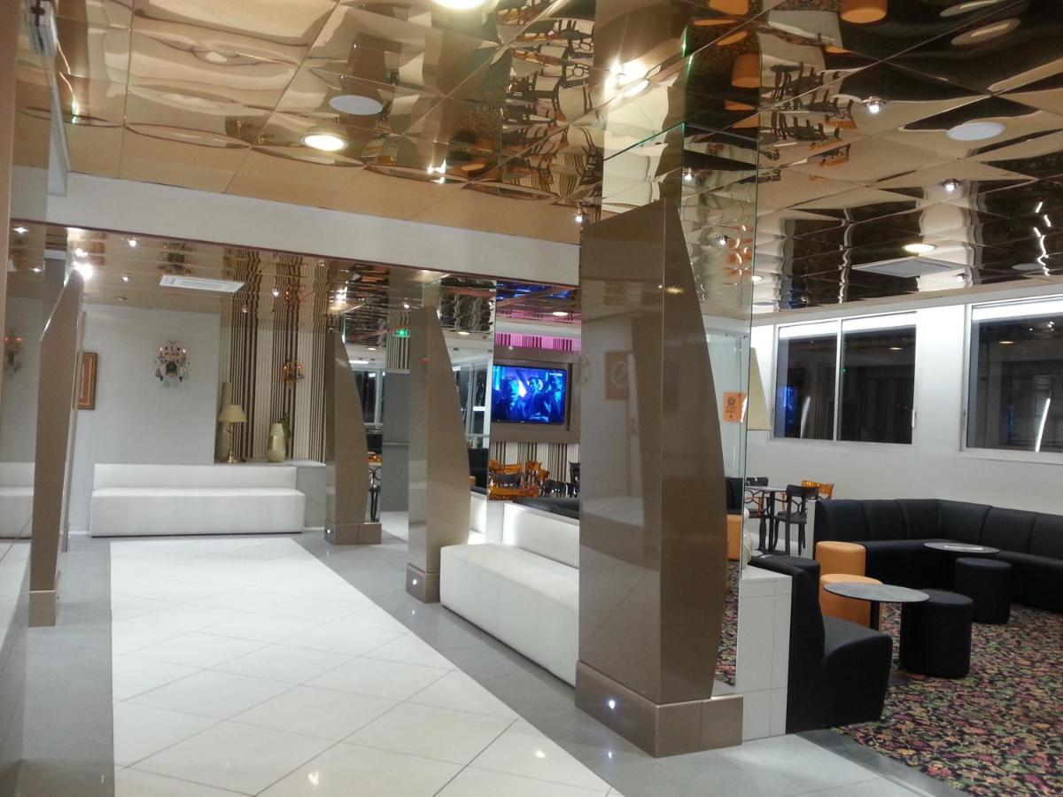 Hotel Lys De Marie Лурд Екстериор снимка
